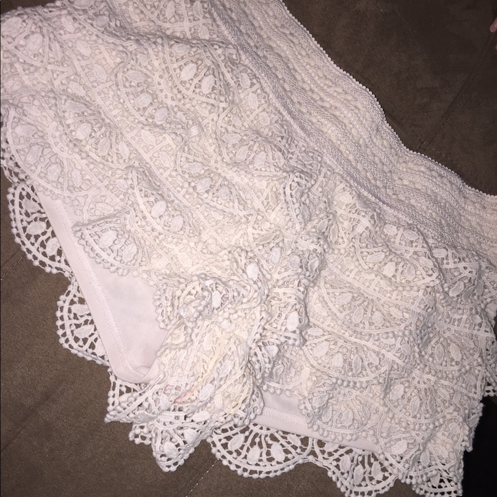 Cute lace shorts